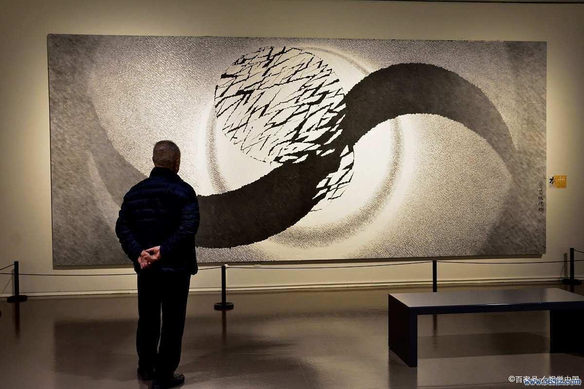 货币虚拟化的后果_货币虚拟化_VR与虚拟货币的融合发展